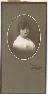 Robertson/Webber family young woman, oval studio portrait, white blouse, photographer's stamp, c.1910s