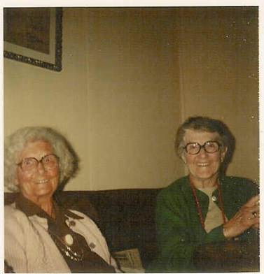 Margaret Kathleen Munro and Duncan Bruce Williams; Muriel Munro and Margaret Williams at Byabarra
